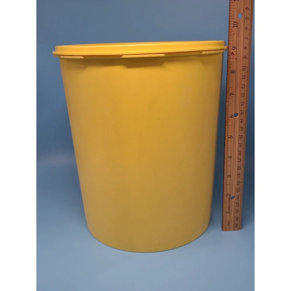 Tupperware Yellow Servalier Canister 8